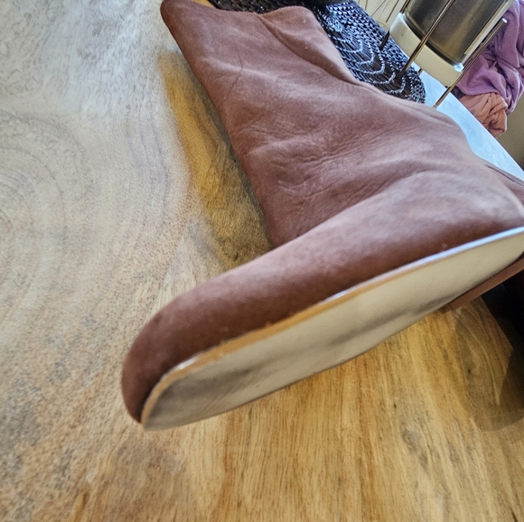 Steve Madden Brown Suede Ankle Boots- 9 - Picture 10 of 11